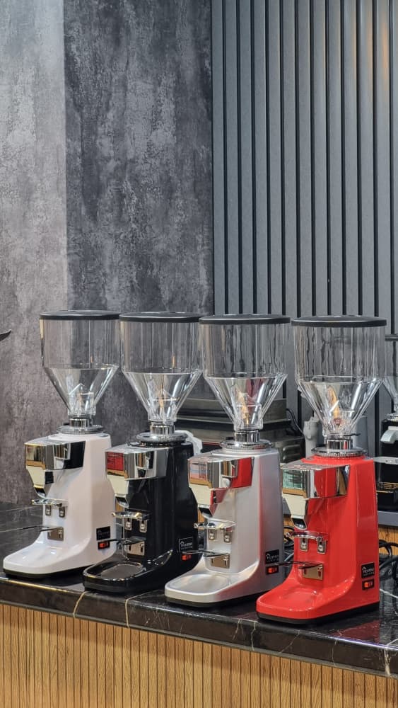 اسیاب قهوه ( هوم ) مدل 021 دیجیـتال نیمه صنعـتی